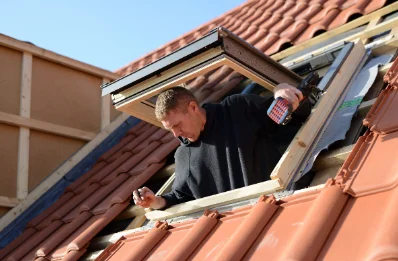 Pose de fenêtres de toit Velux à Prinçay
